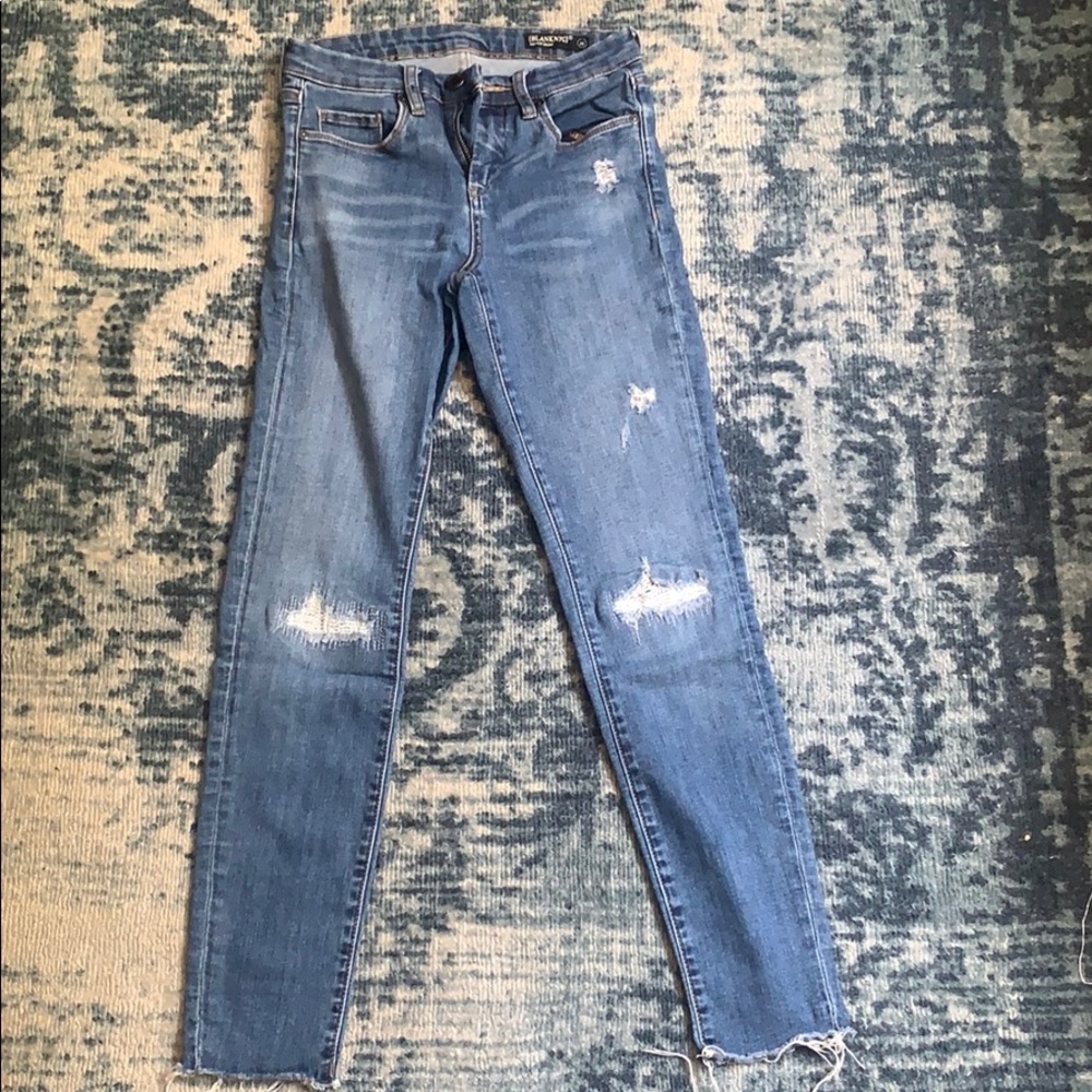 Never worn size 26 Blankanyc jeans